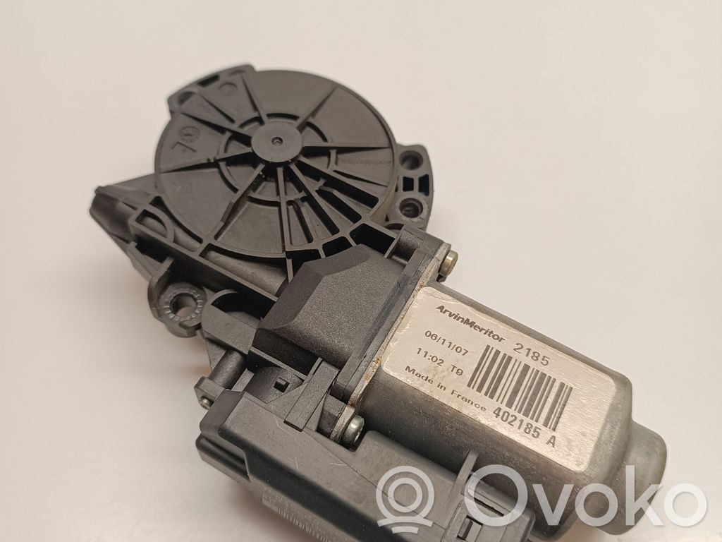KIA Ceed Motor del regulador de la ventanilla de la puerta delantera 