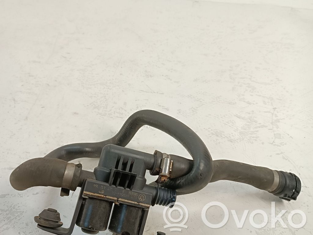 BMW X6 E71 Jäähdytin-lämmittimen ohjausventtiili 