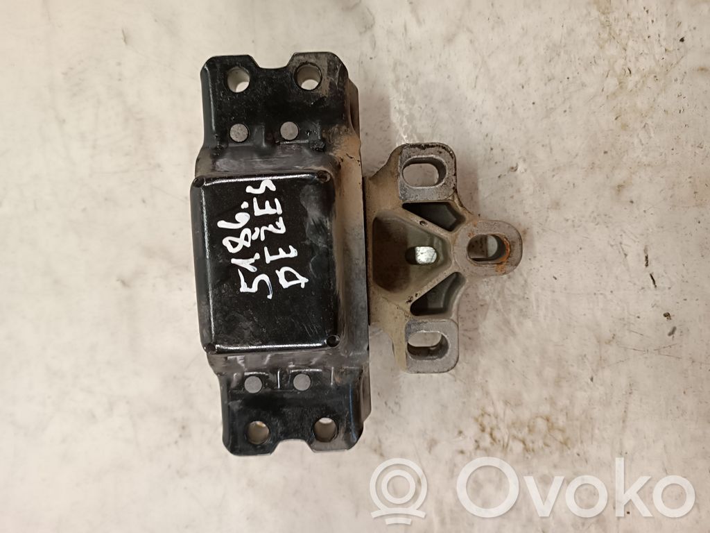 Volkswagen Caddy Supporto di montaggio del motore