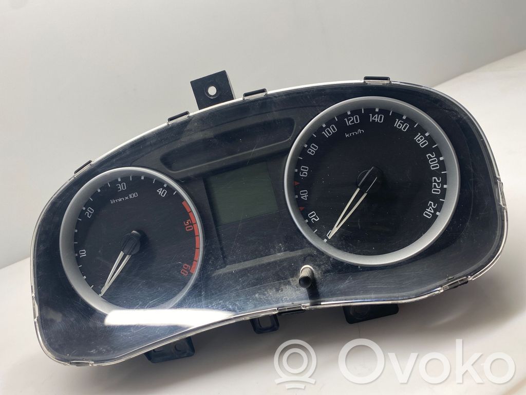 Skoda Fabia Mk2 (5J) Nopeusmittari (mittaristo)
