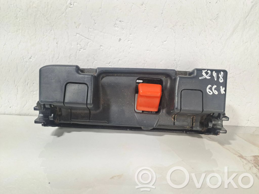 Toyota Land Cruiser (J120) Sėdynes pakėlimo mechanizmas 