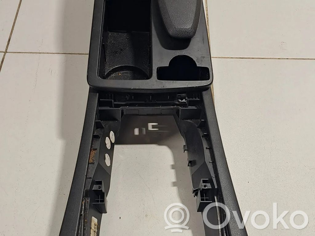 Mercedes-Benz C W204 Podłokietnik tunelu środkowego 