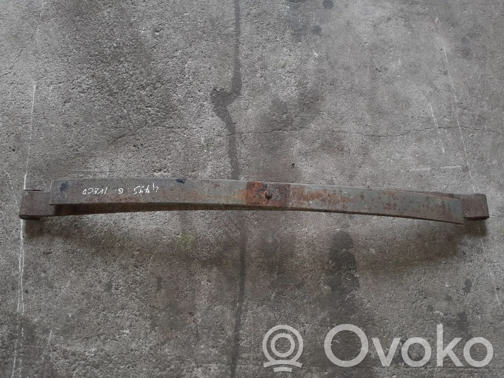 Iveco Daily 35.8 - 9 Foaie arc spate 