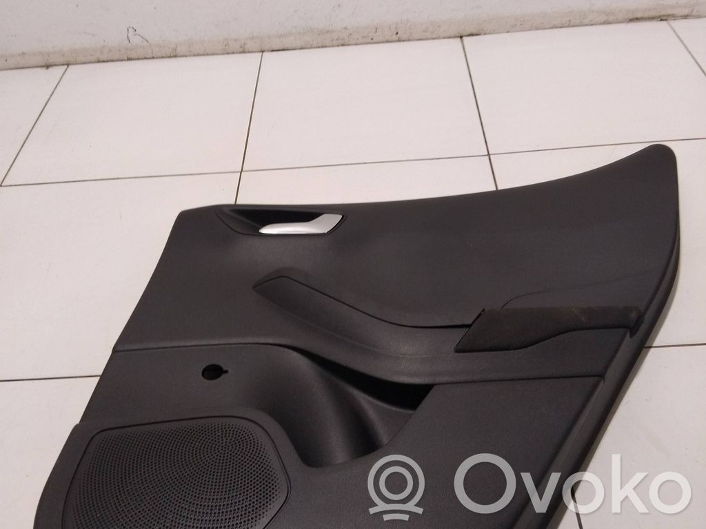 Ford Fiesta Rivestimento del pannello della portiera posteriore 
