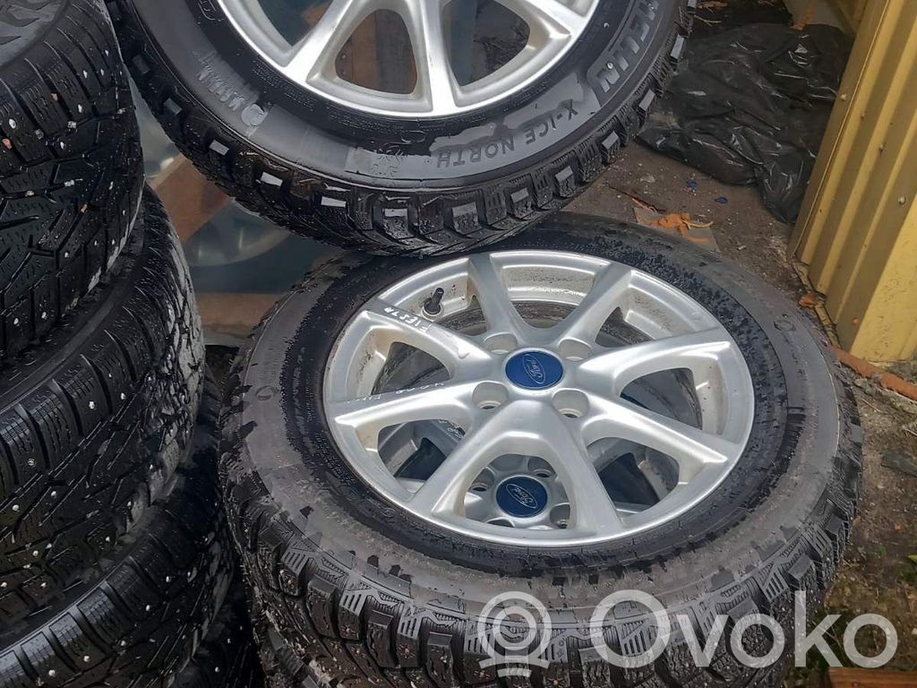 Ford Fiesta Jantă aliaj R15 