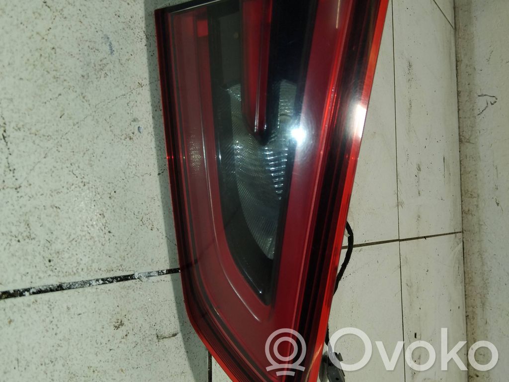 Ford S-MAX Lampă spate în capacul portbagajului 