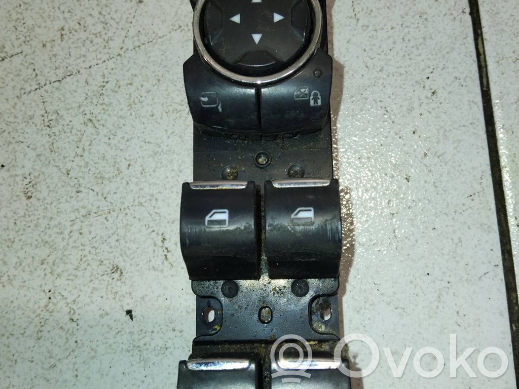 Comutator comandă geamuri electrice   DG9T14540DDW,20160319A