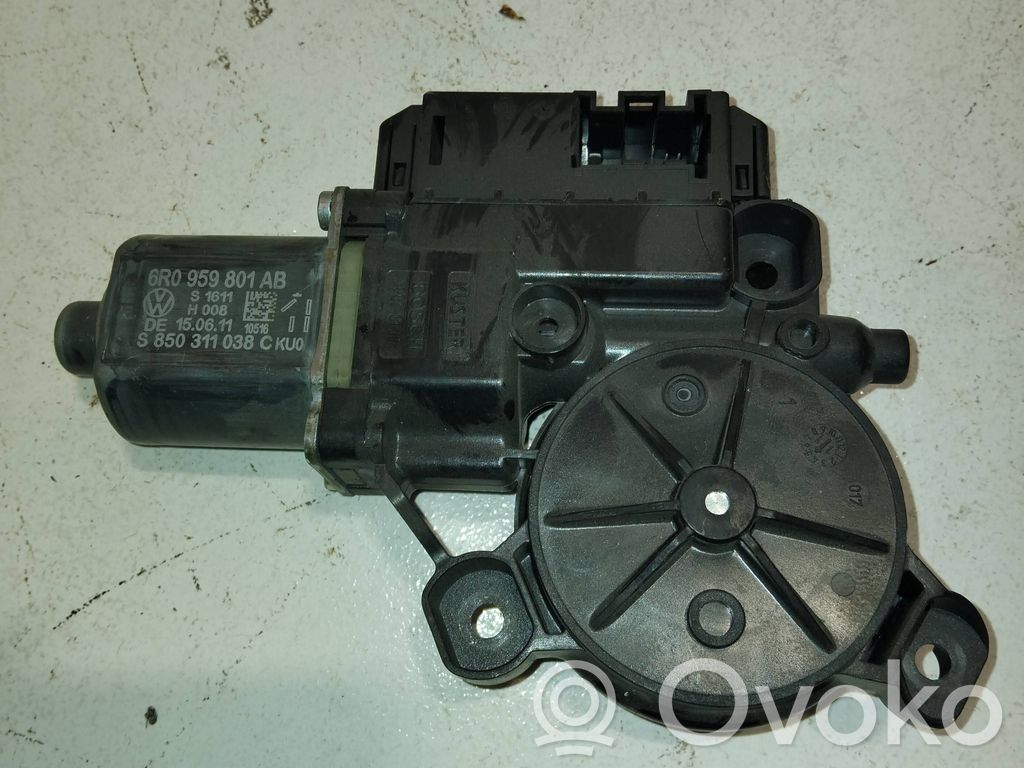Volkswagen Polo V 6R Silnik regulatora szyby drzwi przednich 