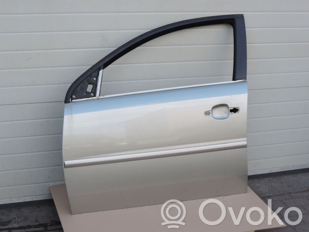 Opel Vectra C Puerta delantera 