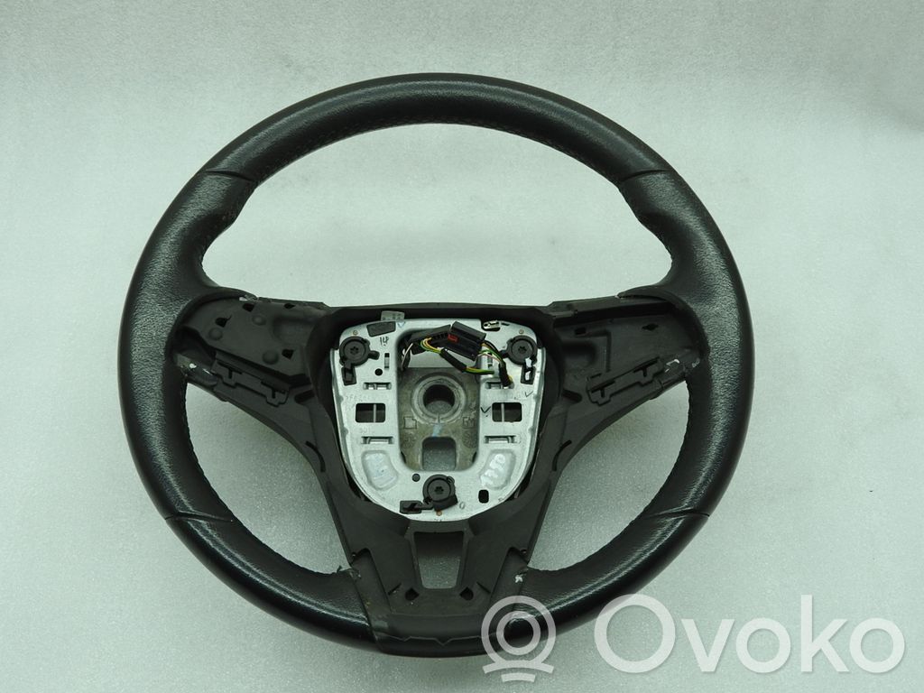 Chevrolet Orlando Ohjauspyörä 
