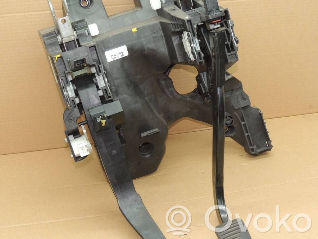 Opel Meriva B Brake pedal 