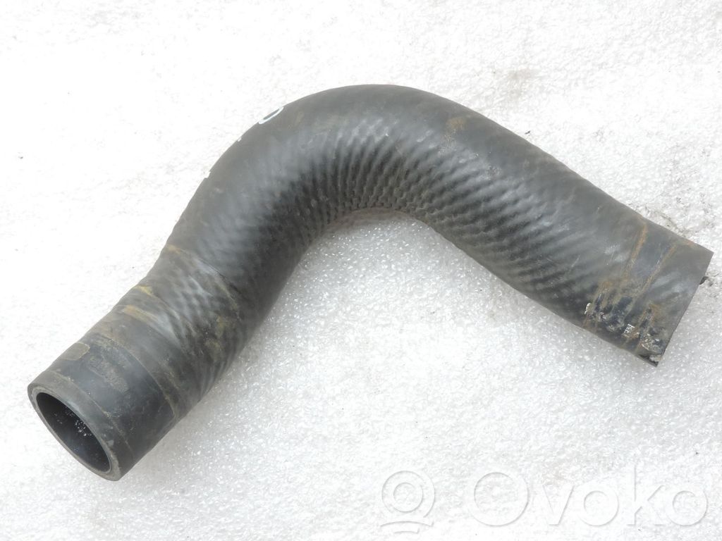 Toyota Yaris Conductă/furtun lichid de răcire motor 