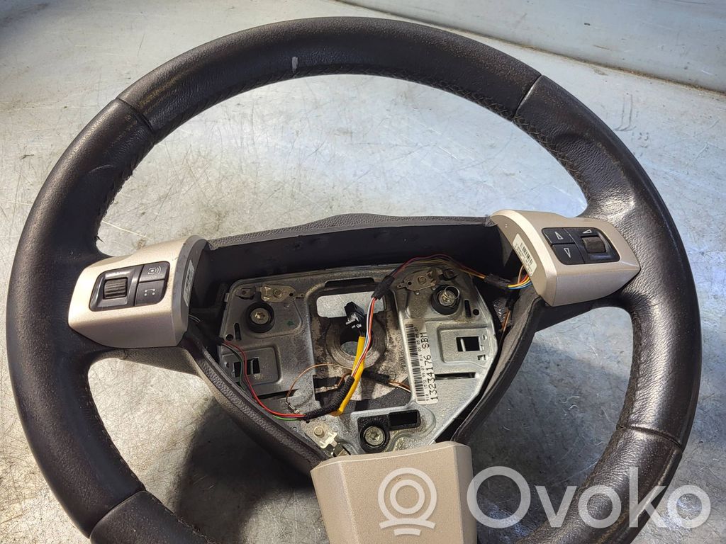 Opel Astra H Ohjauspyörä 