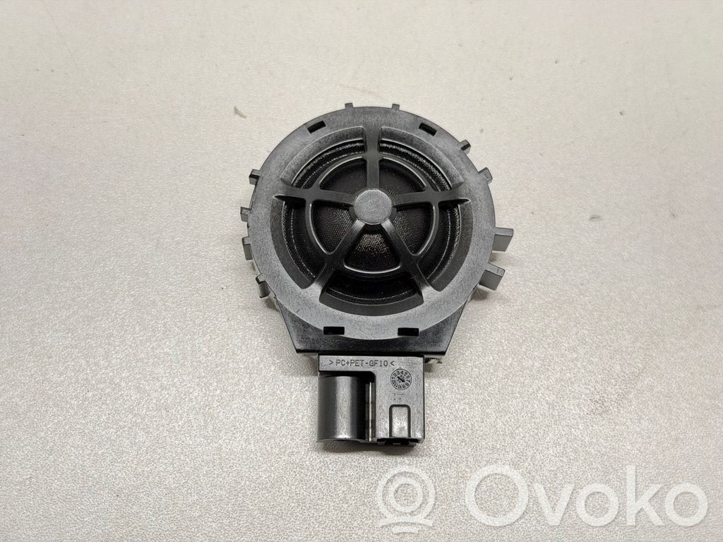 Audi A3 8Y Altavoz de alta frecuencia en la puerta delantera 