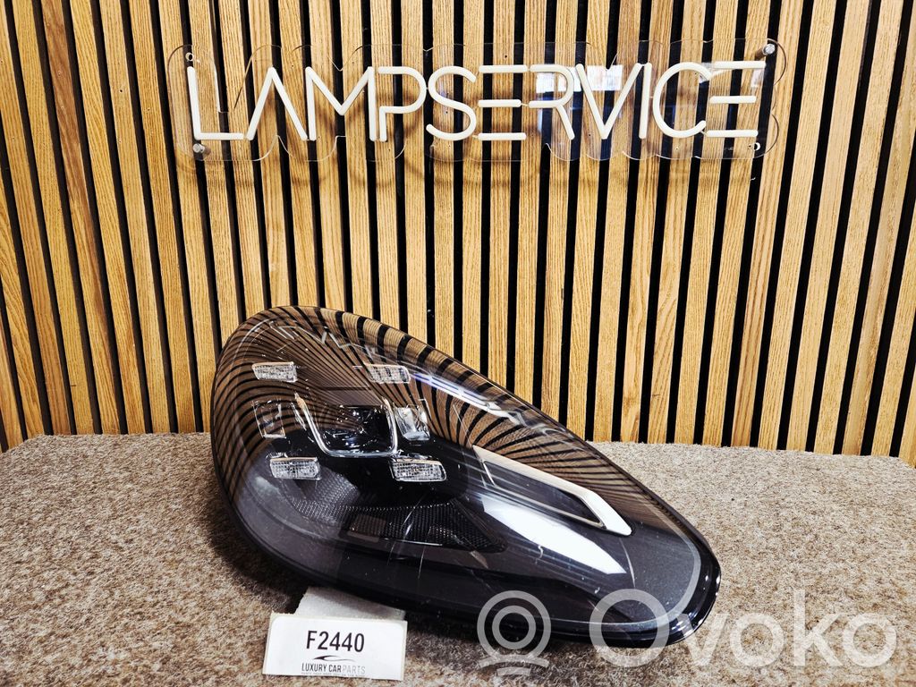 Porsche Cayenne (92A) Scheinwerfer 