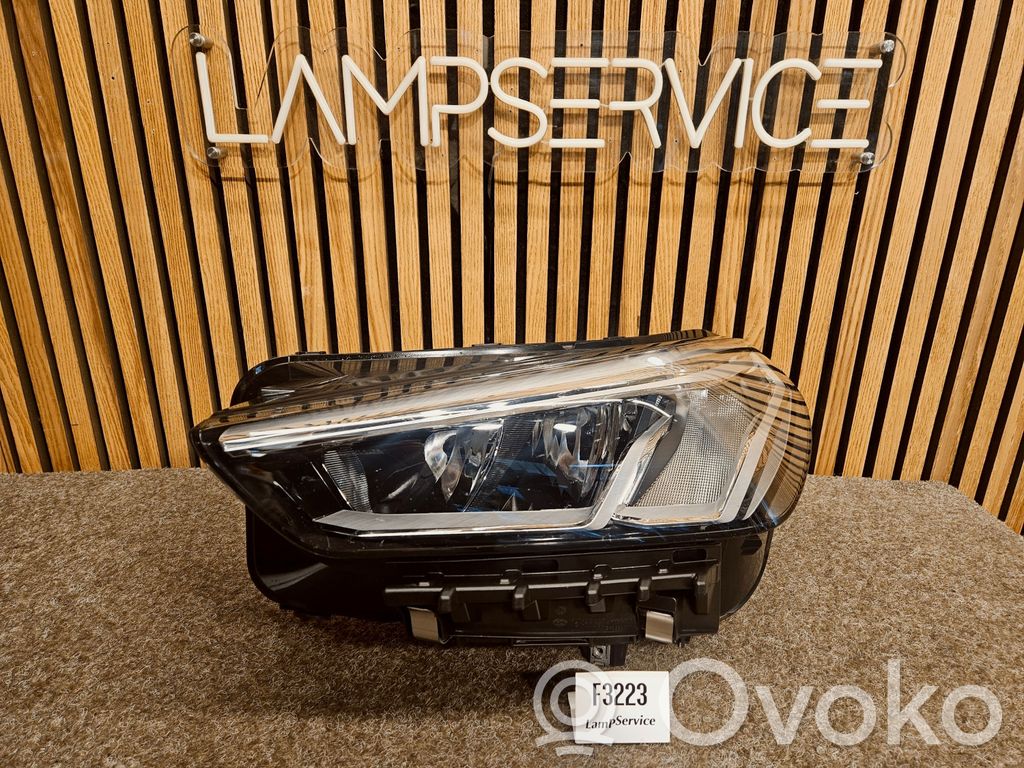 BMW X1 U11 Scheinwerfer 