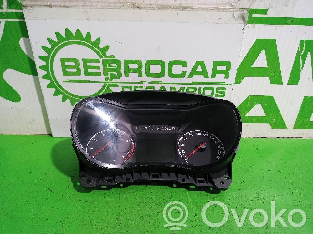 Opel Corsa E Speedometer (instrument cluster) 