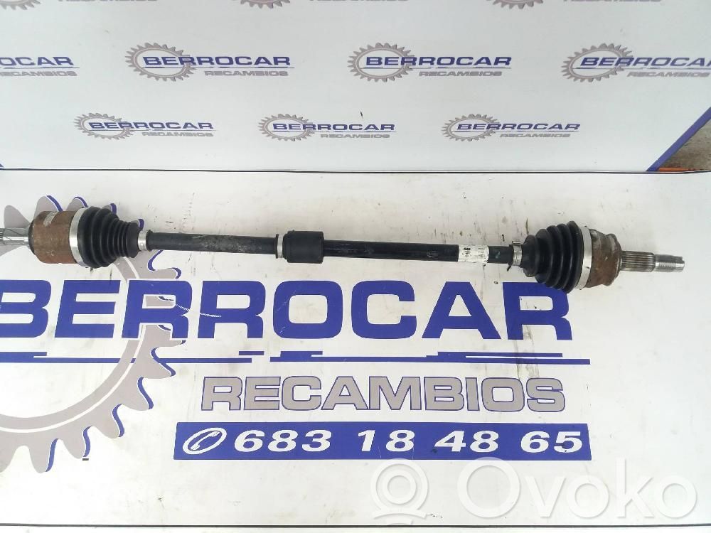 Opel Corsa D Etuvetoakseli 