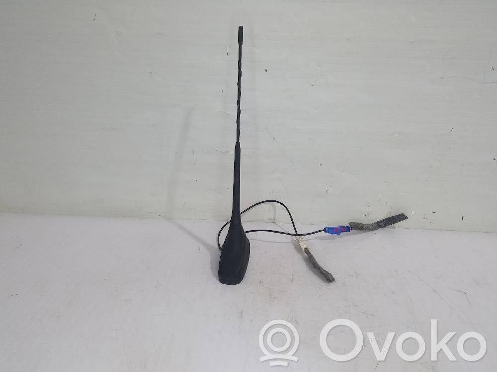 Peugeot 308 Antena radiowa 