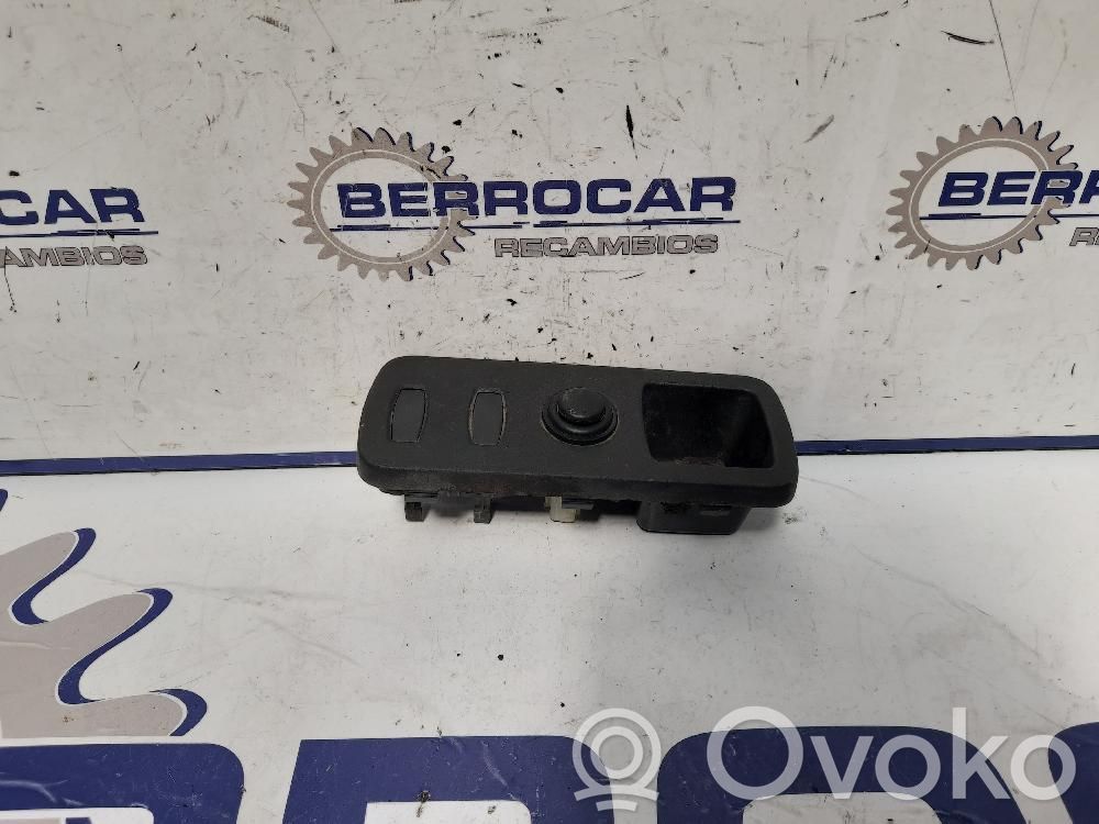 Dacia Duster Light switch 