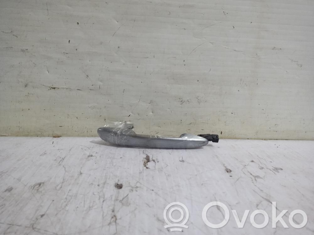 Manecilla externa puerta trasera   KD535841XB50