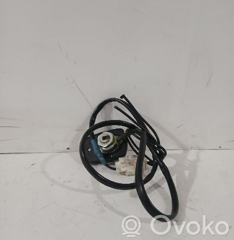 Toyota Yaris Antena radiowa 