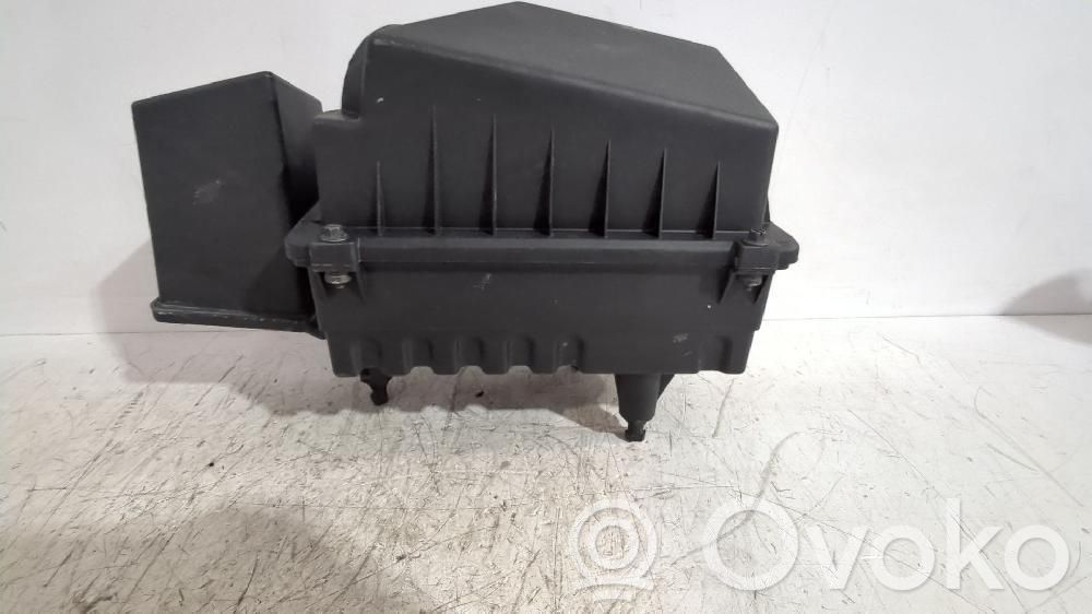 Air filter cleaner box bracket assembly   1213685