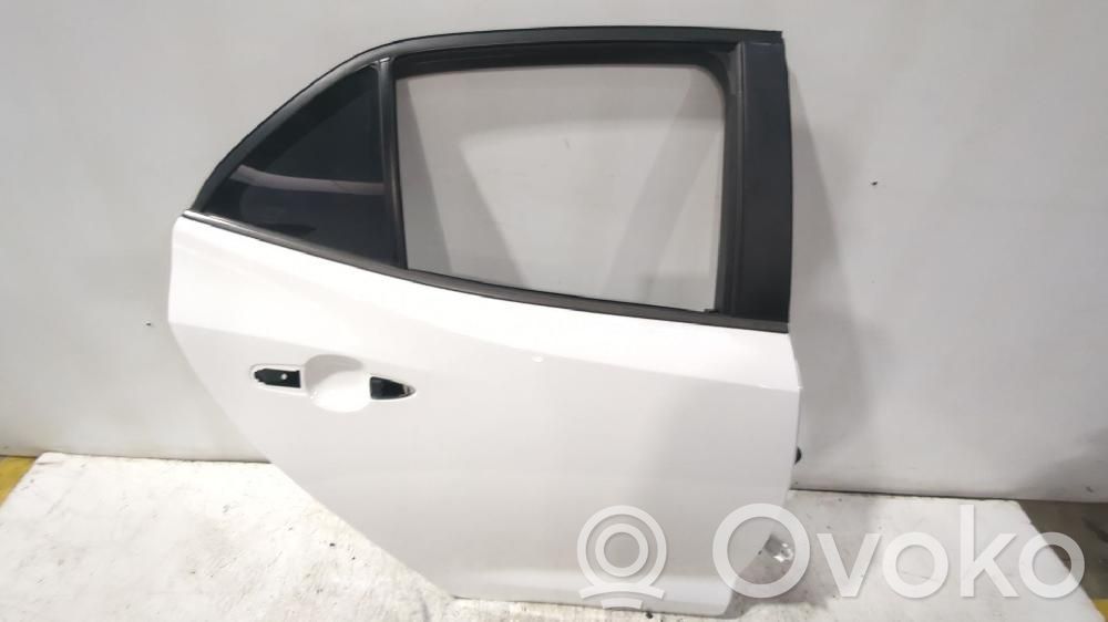 Puerta trasera   6700302540
