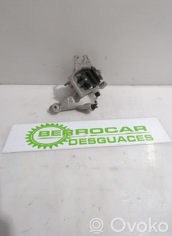 Engine mount bracket   112338883R