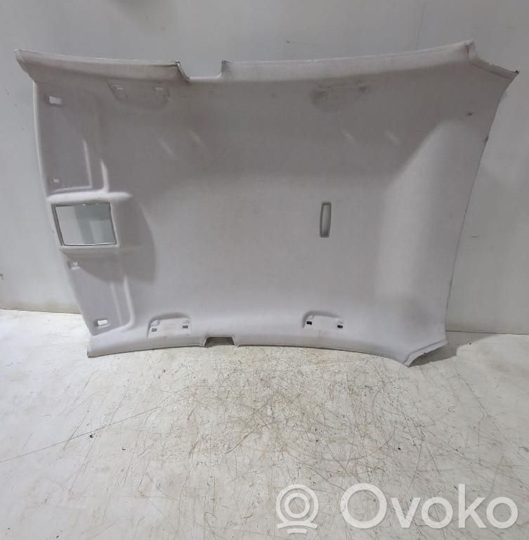 Lubos   39015353