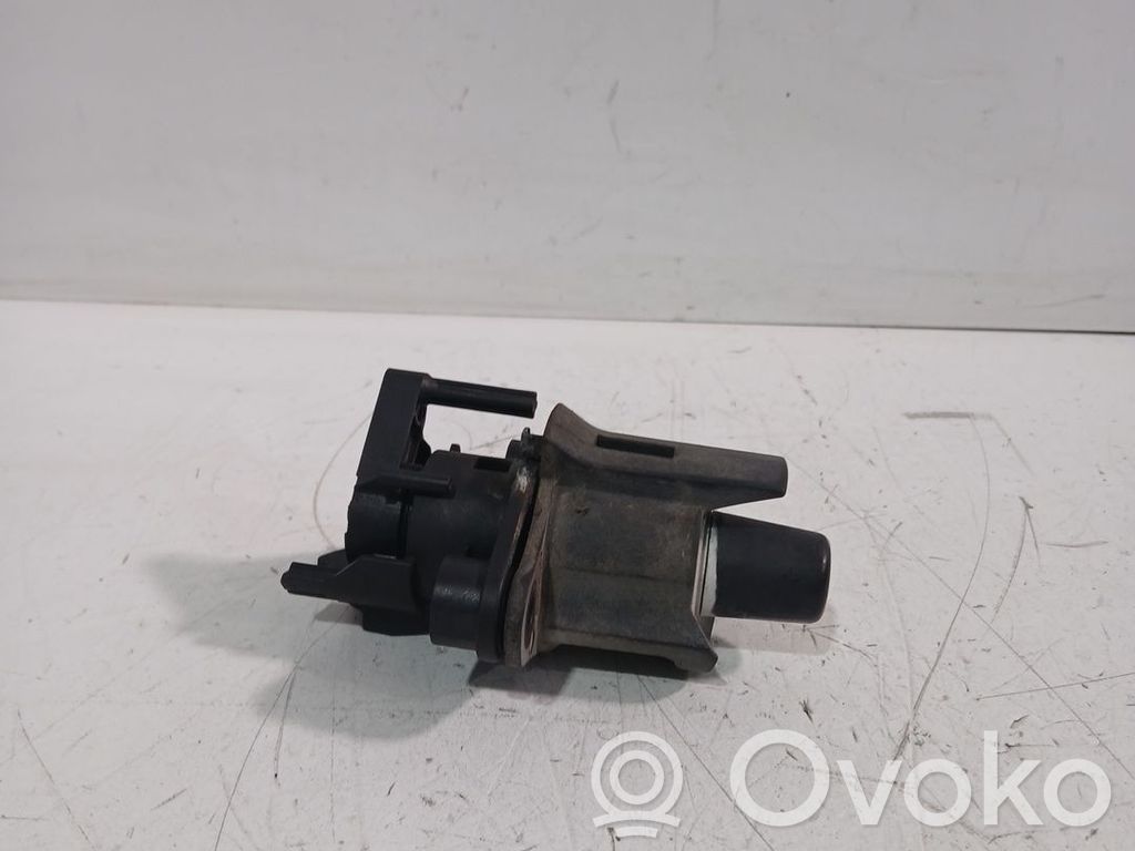Peugeot 107 Rear door exterior handle 