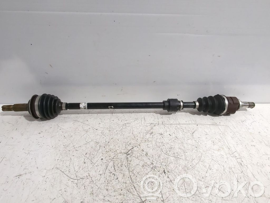 Toyota Yaris Półoś przednia 