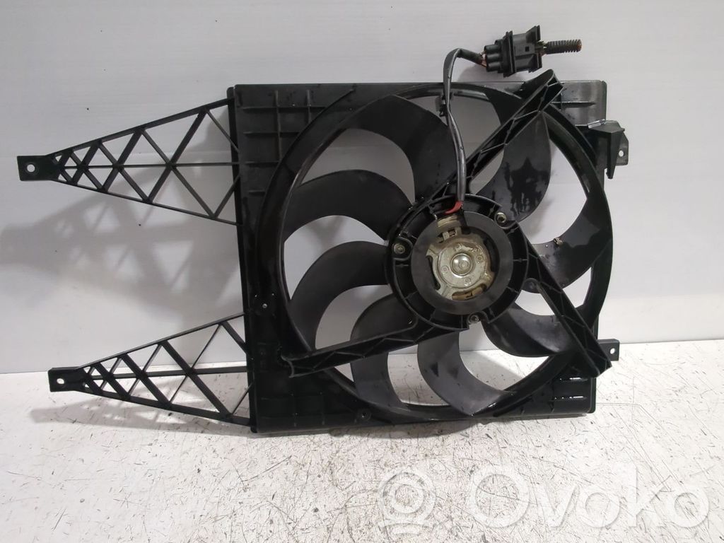 Volkswagen Polo Ventilador eléctrico del radiador