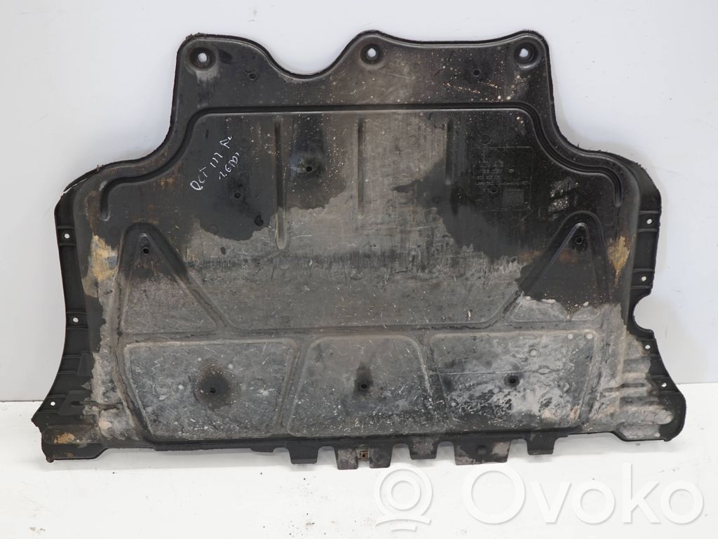 Skoda Octavia Mk3 (5E) Placa protectora/protector antisalpicaduras motor 