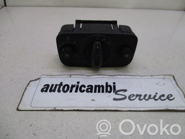 Headlight level height control switch   8A6T13A024