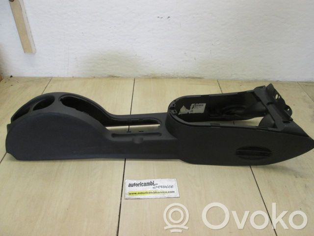 Citroen C3 Centrālā konsole 