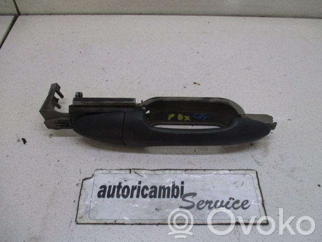 Ford Focus Manecilla externa puerta trasera 