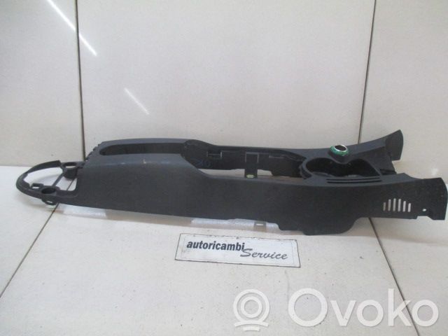 Lancia Ypsilon Centrālā konsole 