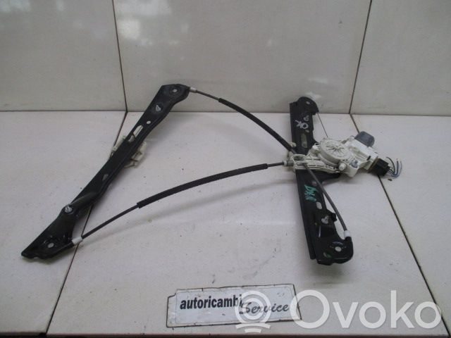 BMW 1 E81 E87 Front door window regulator with motor 