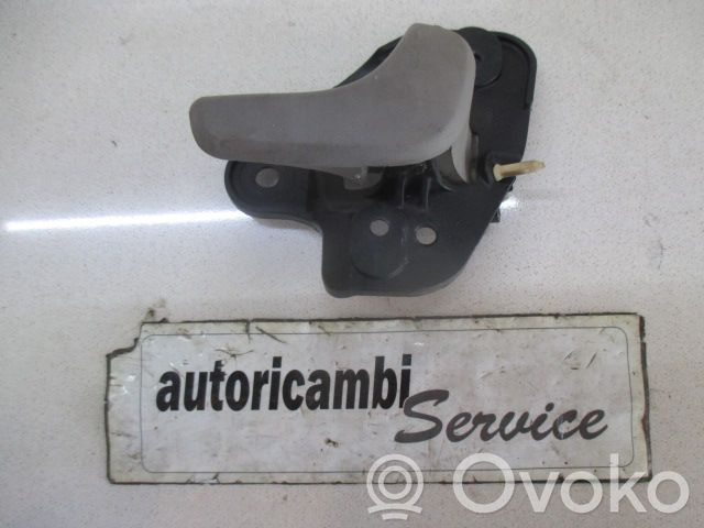 Chrysler Voyager Manecilla interna puerta delantera 