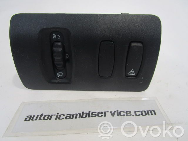 Renault Clio III Headlight level height control switch 
