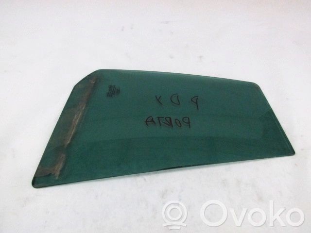 Ford B-MAX Rear side window 