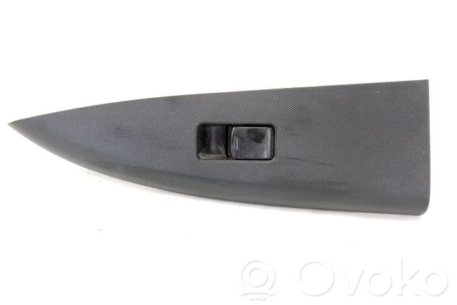 Electric window control switch   25411EA003