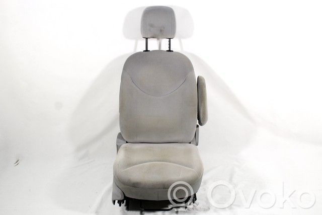 Citroen C3 Etumatkustajan istuin 