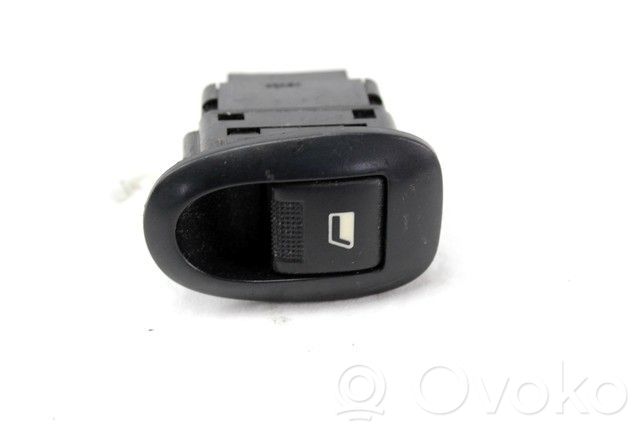 Electric window control switch   6552ZG