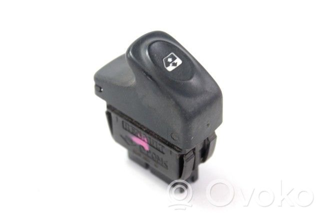 Interruptor del elevalunas eléctrico   838099D