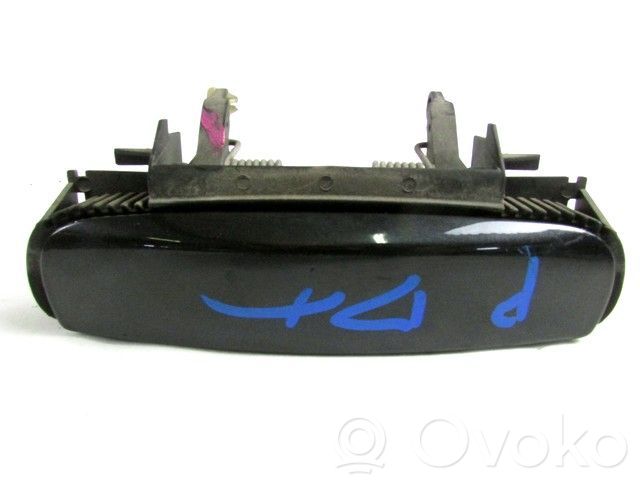 Manecilla externa puerta trasera   8E0839207