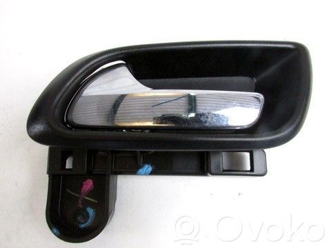 Fiat Freemont Manecilla interna puerta delantera 