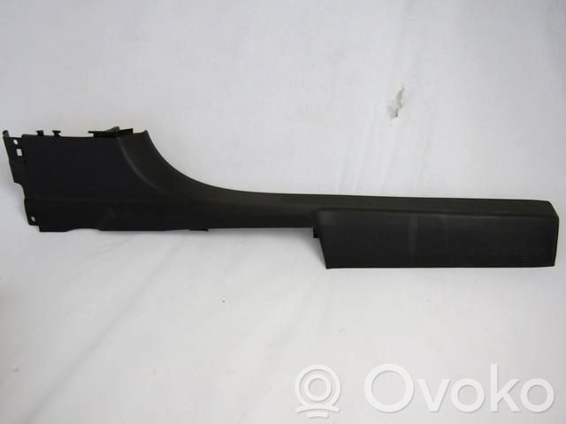 Moldura protectora del borde trasero   735383142