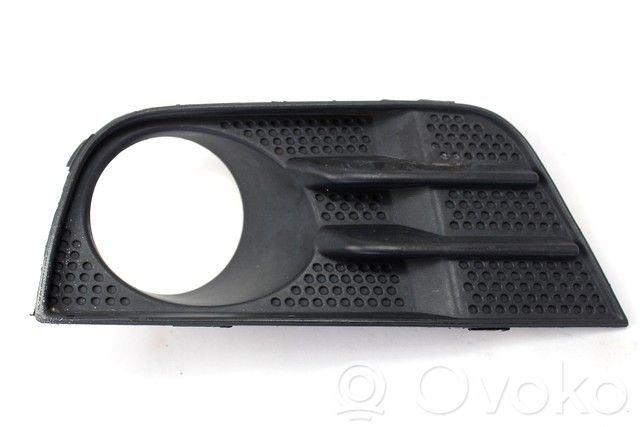 Ford Fusion Moldura/rejilla de la luz antiniebla delantera 